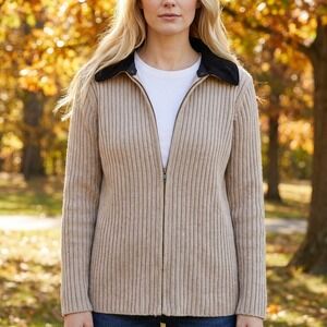 Maurada Women's Beige Ribbed Knit Zip Up Jacket Black Velvet Collar Medium